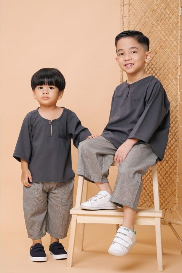 Noah Kurta and Pants Set in Shadow Grey